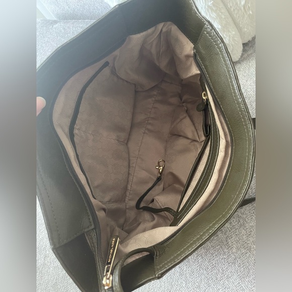 Michael Kors Olive Green Handbag - Picture 4 of 5